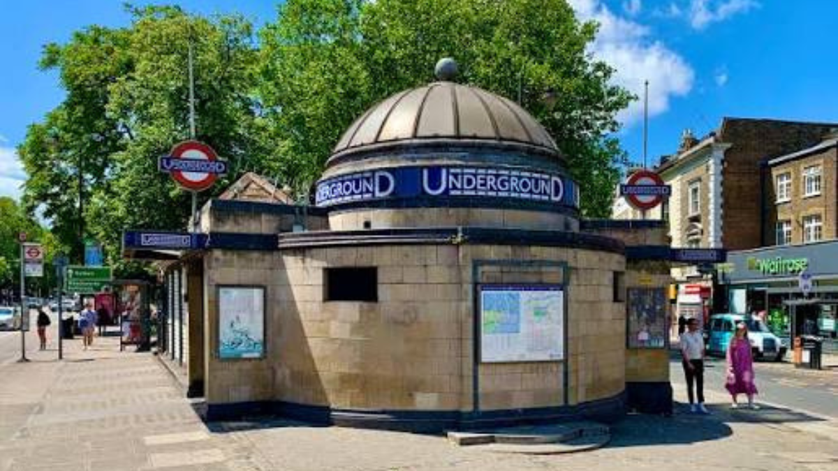 Clapham.common station: Location, Timetable, Northern Line and Travel Guide