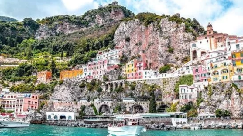 Naples to Amalfi Coast: Best Routes, Travel Times, Costs and Transport Guide